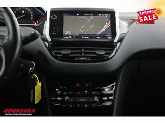 Peugeot 2008 1.2 PureTech Aut. Allure Navi Clima Cruise PDC AHK picture 10
