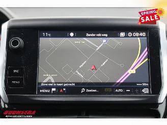 Peugeot 2008 1.2 PureTech Aut. Allure Navi Clima Cruise PDC AHK picture 17