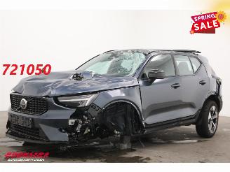 skadebil auto Volvo XC40 2.0 B4 Plus Dark LED ACC H/K Camera SHZ LRHZ 4.296 km! 2025/11