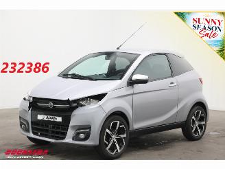 Schade brommobiel Aixam  E Coupe Elektrisch Premium Moped Leder Bluetooth Camera 2021/11