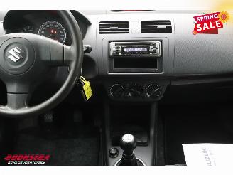 Suzuki Swift 1.3 Comfort Radio/CD 109.837 km! picture 15