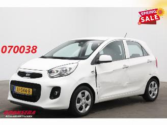 krockskadad bil auto Kia Picanto 1.0 CVVT DynamicLine Clima Cruise 88.790 km! 2016/5