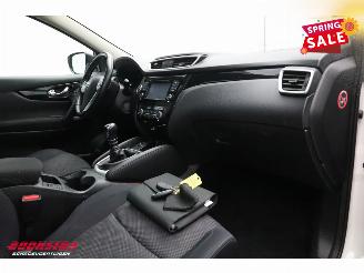 Nissan Qashqai 1.6 Tekna Pano Navi Clima Cruise 360° AHK SHZ picture 16