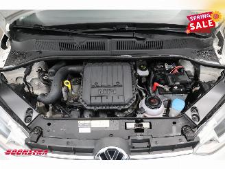 Volkswagen Up! 1.0 BMT move up! 5-DRS Airco Bluetooth picture 9