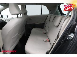 Toyota Yaris 1.3 VVTi Executive 5-DRS Clima PDC AHK 178.940 km! picture 9