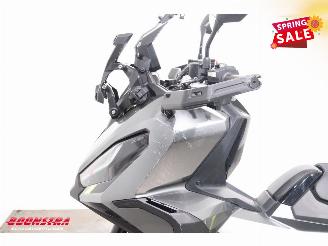 Honda  X-ADV 750 Special Edition DCT LED Akrapovic Bluetooth 5.546 km! picture 9