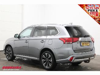 Mitsubishi Outlander 2.0 PHEV Executive Edition 4X4 Navi Clima Cruise Camera SHZ PDC AHK picture 4
