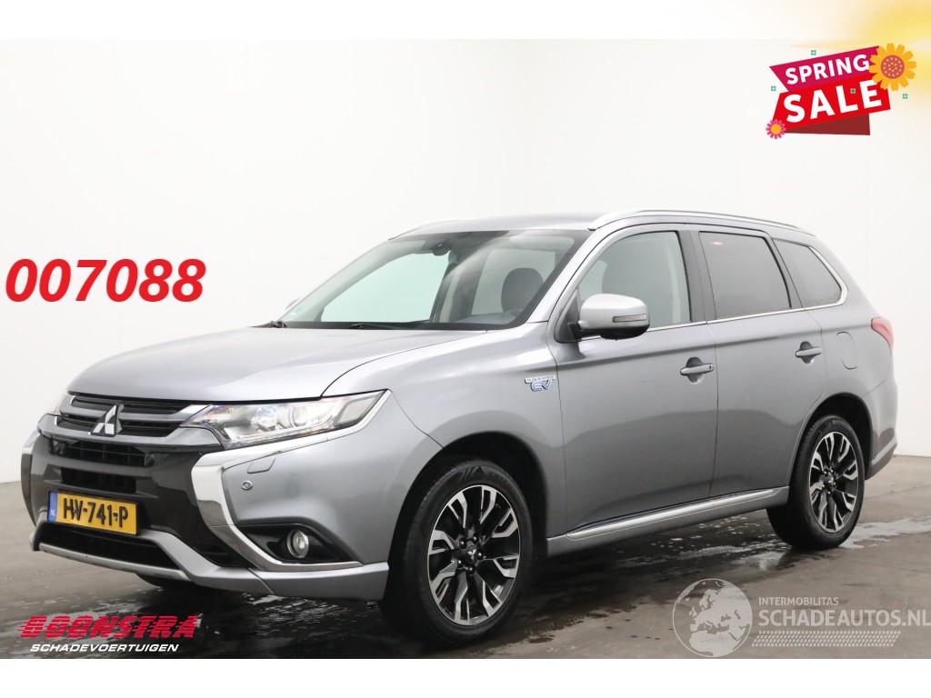 Mitsubishi Outlander 2.0 PHEV Executive Edition 4X4 Navi Clima Cruise Camera SHZ PDC AHK