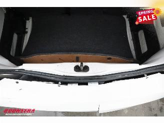 Volkswagen Up! 1.0 BMT move up! Airco Bluetooth 77.587 km! picture 10