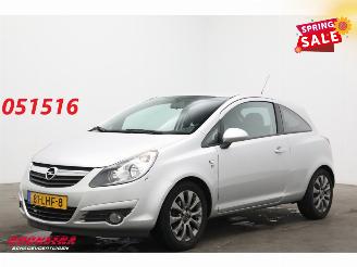 skadebil auto Opel Corsa 1.4-16V '111' Edition Airco Cruise 69.547 km! 2010/4