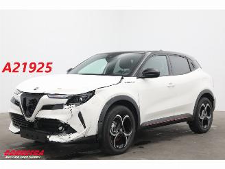 skadebil auto Alfa Romeo Junior 1.2 Turbo Hybrid Ibrida Speciale LED ACC Massage Camera SHZ 2025/4