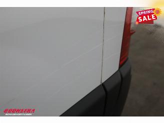 Renault Master T35 2.3 dCi 135 L2-H2 Comfort Navi Airco PDC AHK picture 16