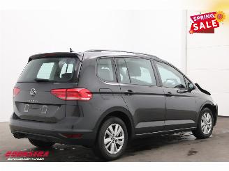 Volkswagen Touran 2.0 TDI 150 PK DSG Navi Clima Cruise SHZ PDC picture 3