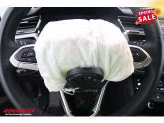 Volkswagen Touran 2.0 TDI 150 PK DSG Navi Clima Cruise SHZ PDC picture 20