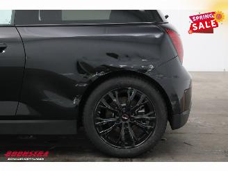 Mini Cooper SE Favoured M 54.2 kWh Pano LED ACC Leder Camera SHZ 2.035 km! picture 12