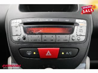 Toyota Aygo 1.0-12V Cool 5-DRS Airco picture 16