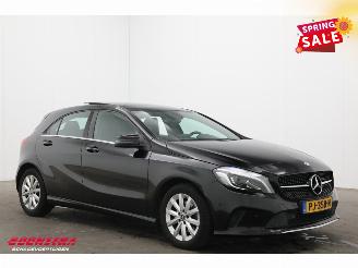 Mercedes A-klasse 160 Ambition Pano Navi Airco Cruise PDC picture 2