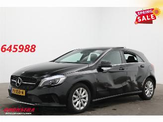 krockskadad bil auto Mercedes A-klasse 160 Ambition Pano Navi Airco Cruise PDC 2017/7