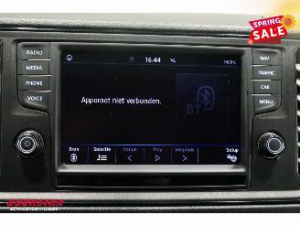 Volkswagen Crafter 2.0 TDI DSG L3H3 Navi Bluetooth Airco Cruise PDC picture 18