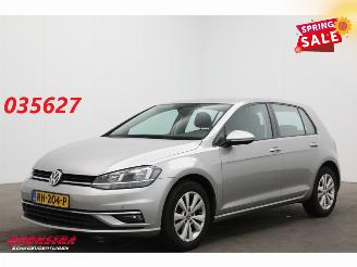skadebil auto Volkswagen Golf 1.0 TSI Comfortline ACC Clima PDC 2017/9