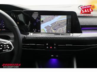 Volkswagen Golf 1.5 eTSI DSG R-Line Pano LED ACC LRHZ SHZ PDC picture 18