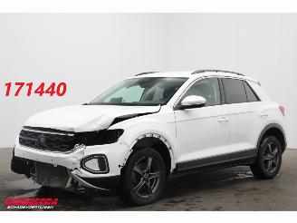 Damaged car Volkswagen T-Roc 1.5 TSI DSG Life Edition LED ACC Virtual Navi Clima SHZ PDC 2024/10