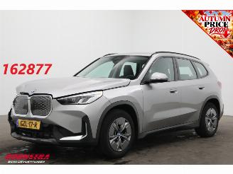 uszkodzony samochody osobowe BMW iX1 xDrive30 67 kWh LED ACC Apple/Android Camera SHZ 2025/1