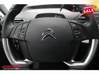 Citroën C4-picasso 1.2 PureTech Live Pano Navi Clima Cruise Camera PDC AHK 76.519 km! picture 21