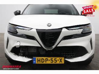 Alfa Romeo Junior 1.2 Turbo Hybrid Ibrida Speciale Navi Clima Cruise Camera SHZ PDC picture 10