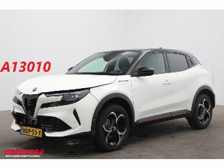 skadebil auto Alfa Romeo Junior 1.2 Turbo Hybrid Ibrida Speciale Navi Clima Cruise Camera SHZ PDC 2025/1