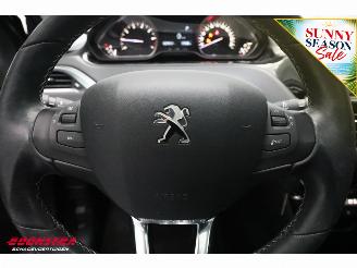 Peugeot 208 1.2 PureTech Aut. Première Pano Navi Clima Cruise Camera 29.828 km! picture 22