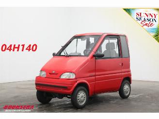 krockskadad bil brommobiel Canta  LX 200 BY 2013 2013/0