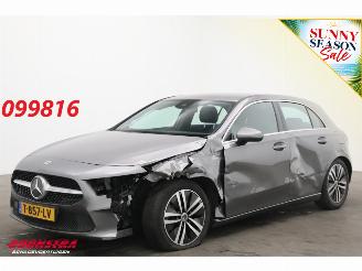 Coche accidentado Mercedes A-klasse 200 7G-Tronic Premium Plus Clima Cruise PDC 2021/4