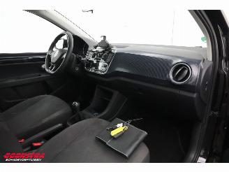 Volkswagen Up! 1.0 5-DRS Airco Bluetooth 47.321 km! picture 11