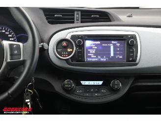 Toyota Yaris 1.5 Full Hybrid Aspiration Clima Cruise Camera AHK picture 13