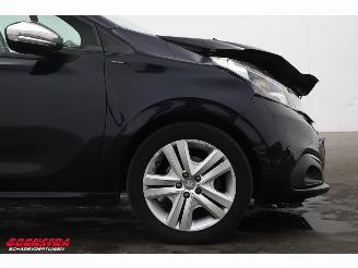 Peugeot 208 1.2 PT Signature Navi Airco Cruise PDC 134.559 km! picture 9