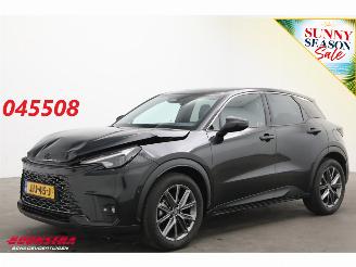 skadebil auto Lexus LBX Relax 2WD ACC HUD LRHZ 360° Leder Navi 4781km!! 2025/10