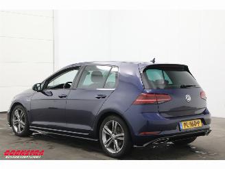 Volkswagen Golf 2.0 TDI 150 PK Highline R-line LED ACC Leder Apple/Android SHZ picture 4