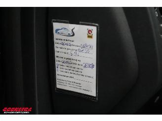 Volvo V-70 2.0 D4 Momentum AUT Schuifdak Leder Cruise Navi SHZ AHK picture 18