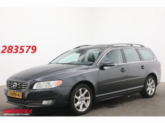 begagnad bil auto Volvo V-70 2.0 D4 Momentum AUT Schuifdak Leder Cruise Navi SHZ AHK 2013/6