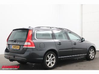 Volvo V-70 2.0 D4 Momentum AUT Schuifdak Leder Cruise Navi SHZ AHK picture 3
