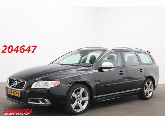 skadebil auto Volvo V-70 2.0T Aut. R-Edition Clima Navi Cruise SHZ PDC AHK HighPerf.Audio 2011/4