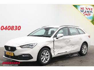 krockskadad bil auto Seat Leon Sportstourer 2.0 TDI Aut. Style LED ACC Virtual Apple/Android Camera LRHZ SHZ 2022/3
