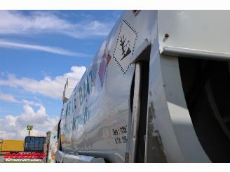 Renault Kerax 380.19 4X4 Manual 2x6400L Kraftstoff Blatt/Blatt Euro 5 picture 12