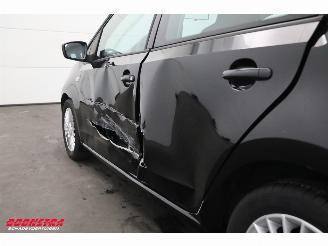 Volkswagen Up! 1.0 high up! 5-Drs Clima Navi Cruise LMV 17.491 km! picture 6