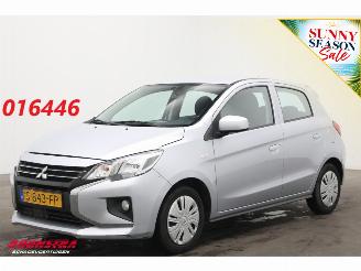 krockskadad bil auto Mitsubishi Space-star 1.2 Connect+ Bluetooth Airco 2023/1