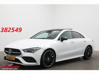 krockskadad bil auto Mercedes Cla-klasse 180 7G-Tronic AMG Line Pano LED Navi Cruise Camera SHZ 2023/2