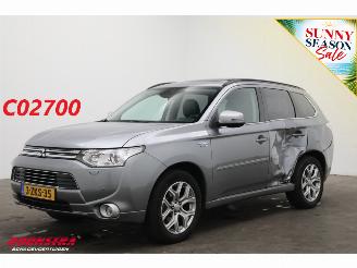 Schadeauto Mitsubishi Outlander 2.0 PHEV Instyle+ 4X4 ACC Schuifdak Leder Camera SHZ 183.069 km! 2015/3