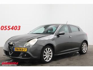 uszkodzony samochody osobowe Alfa Romeo Giulietta 1.4 T Distinctive Bluetooth Clima Cruise 2011/2