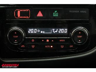 Mitsubishi Outlander 2.0 PHEV 4WD Executive Edition Navi Clima Cruise Camera AHK picture 24